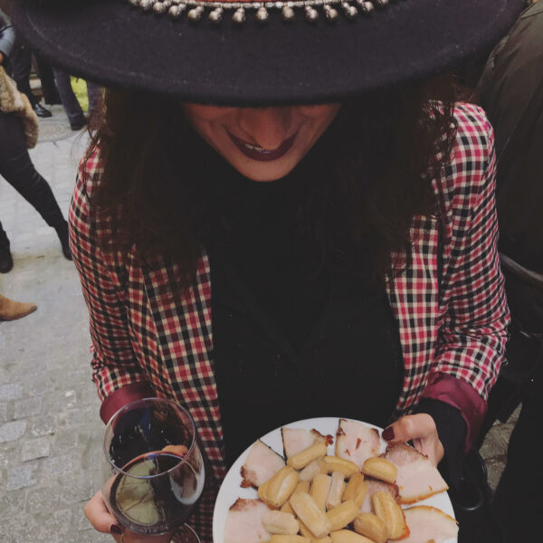 tapa de chicharrones. Gatsronomía de Sevilla