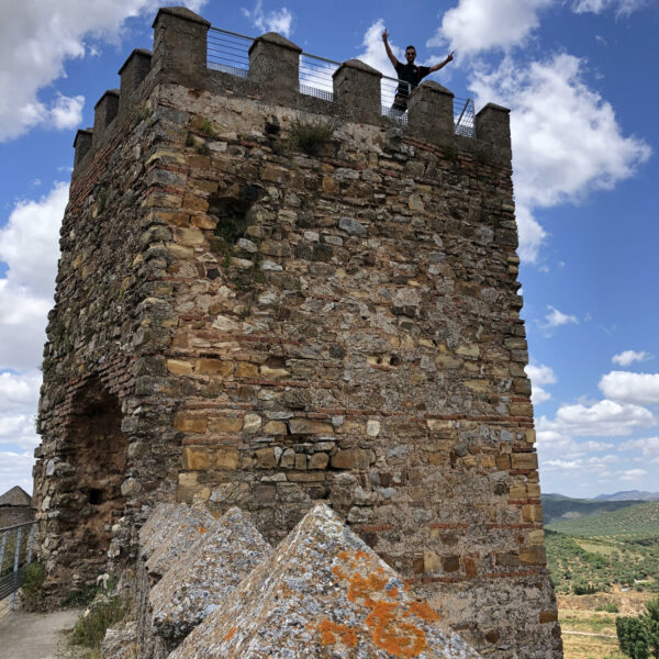 Castillo de Alanís.  Escapada rural a la Sierra Norte